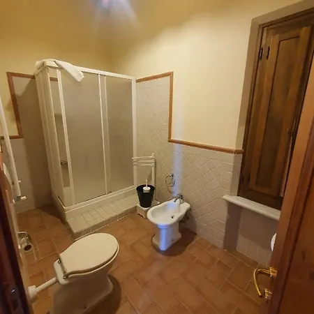 Fattoria Il Giardo * Pietrasanta