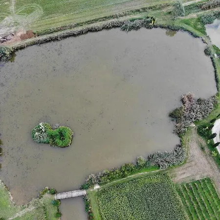 Fattoria Il Giardo * Pietrasanta