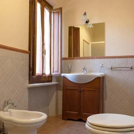 Fattoria Il Giardo * Pietrasanta